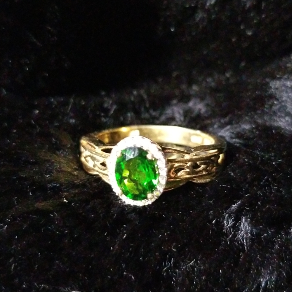 🆕️ Russian Diopside and Zircon Ring